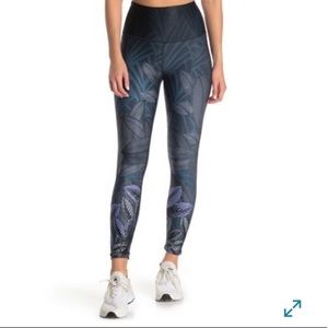 Maaji native palms reversible leggings